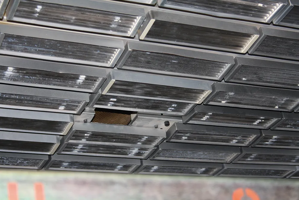 적외선 기술을 활용한 자동차 부품 열성형 공정의 온도 제어 최적화